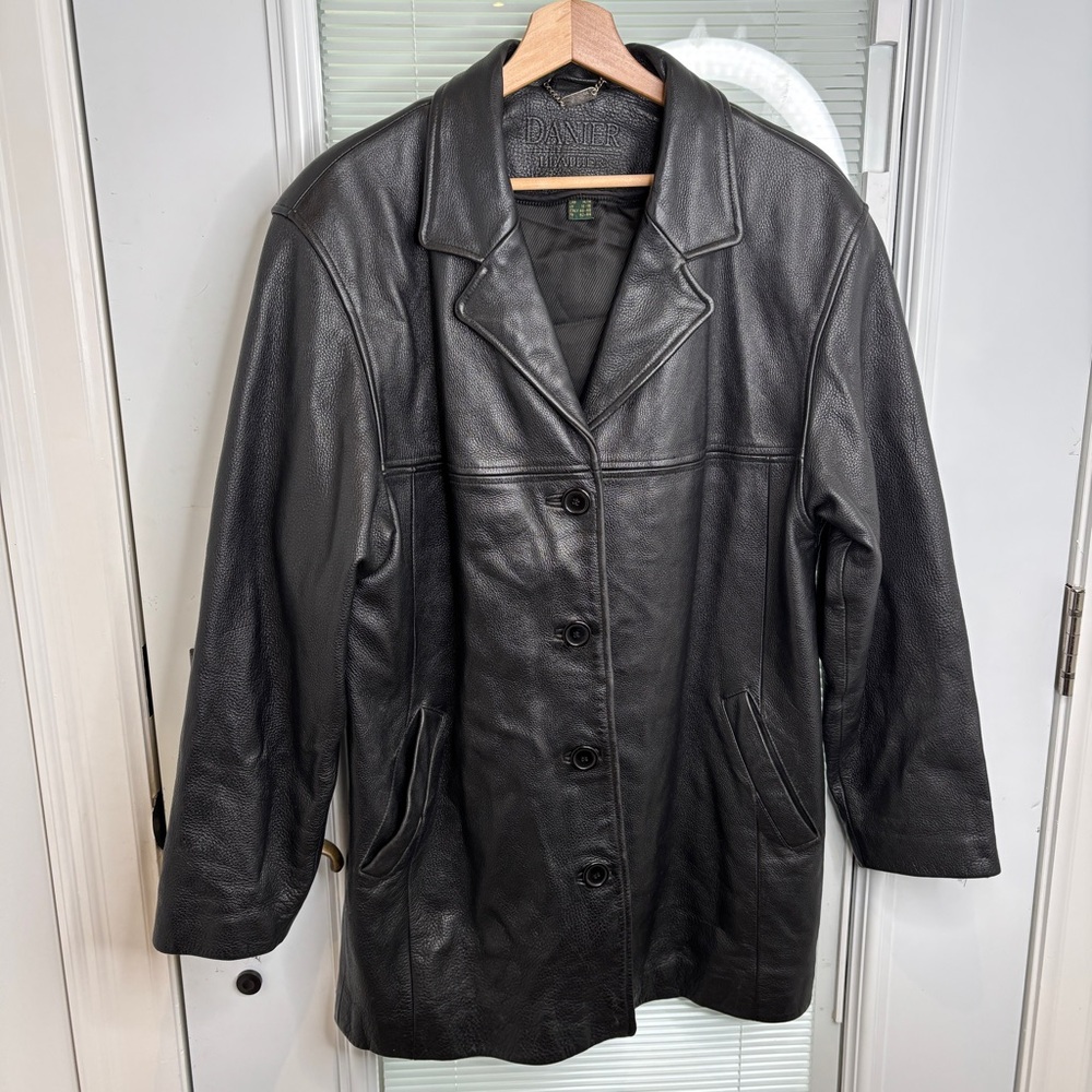 Vintage Women’s Danier Black Leather Car Coat Jacket  Size M:10-12 Boyfriend Fit